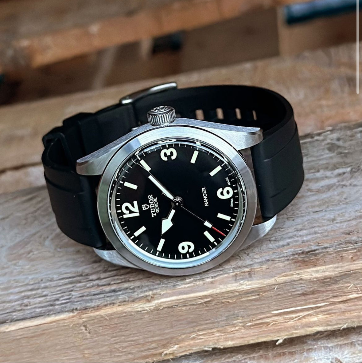 20mm Black FKM Rubber Strap